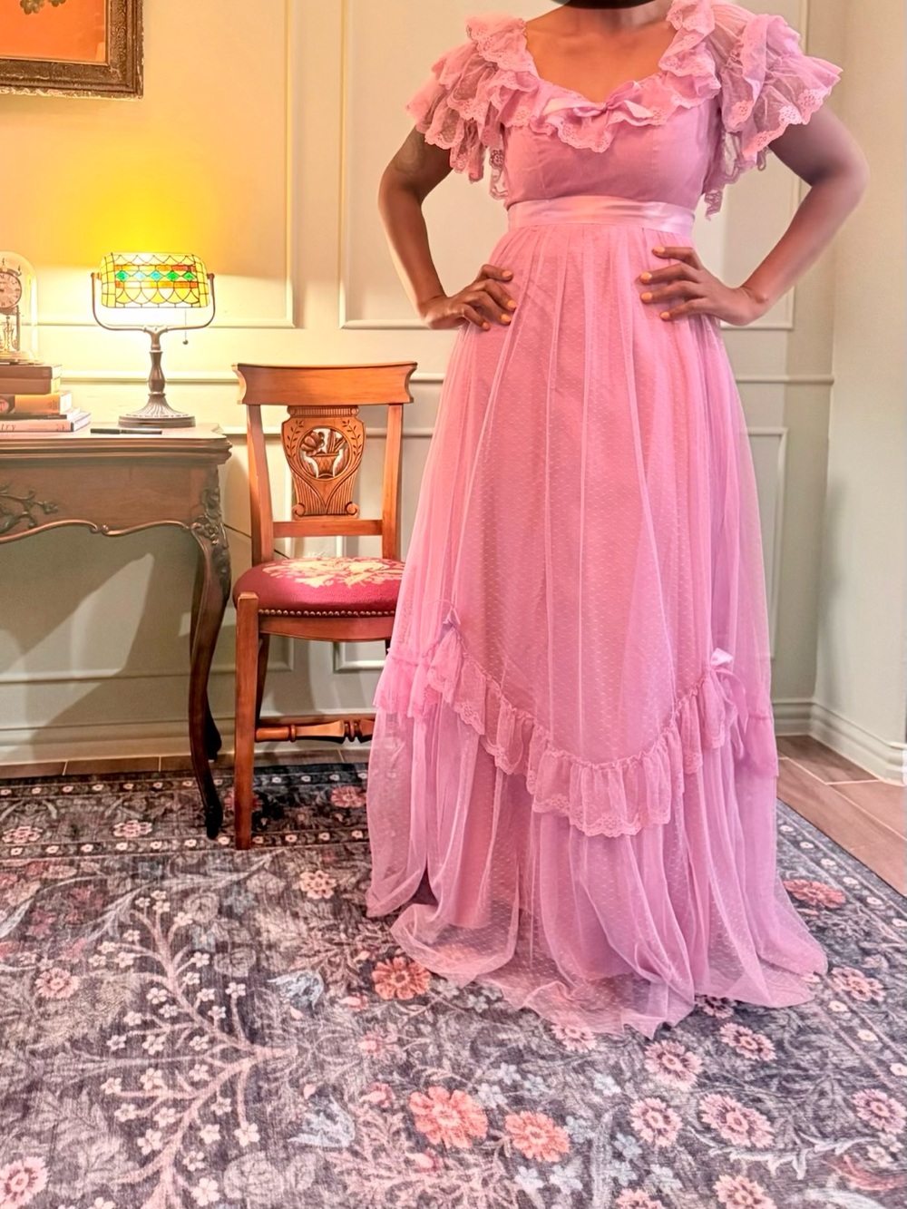 Vintage Lilac Lace Evening Gown | Vintage Prom Dress | French Dress up - Picture 10 of 10
